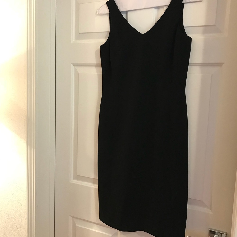 Jones New York Black Shell Dress